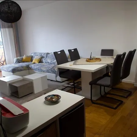 Privee Dans Bel Lumineux Homestay szállás