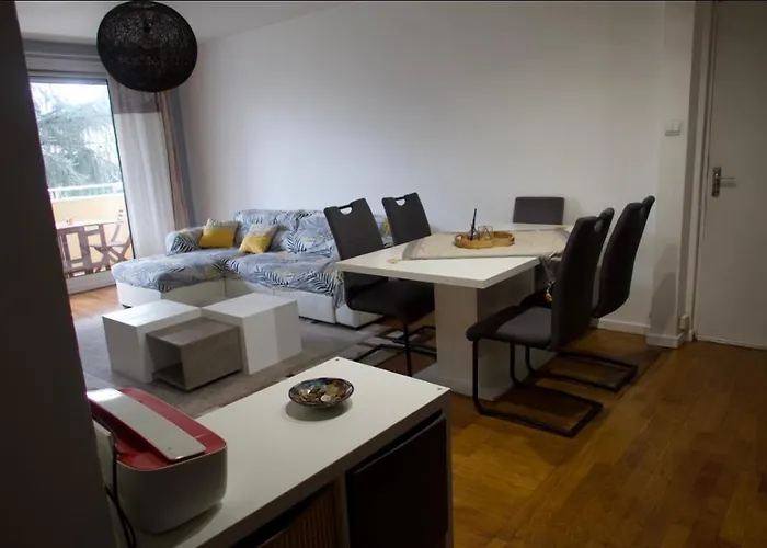 Privee Dans Bel Lumineux Homestay szállás